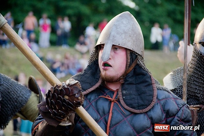 Zdjęcie w galerii na portalu naszraciborz.pl: W Raciborzu starły się hufce z całej Polski wiadomości z regionu