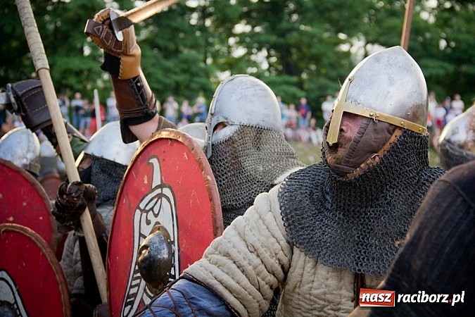 Zdjęcie w galerii na portalu naszraciborz.pl: W Raciborzu starły się hufce z całej Polski wiadomości z regionu