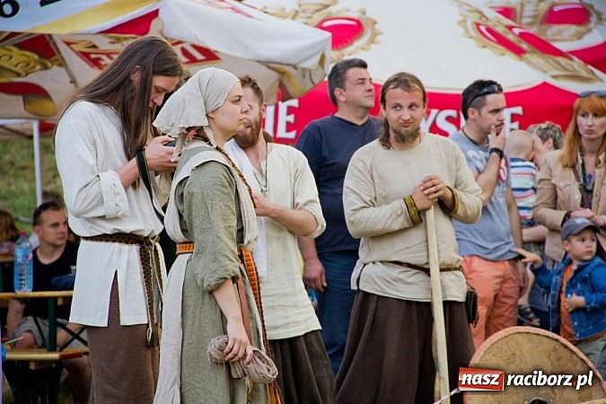 Zdjęcie w galerii na portalu naszraciborz.pl: W Raciborzu starły się hufce z całej Polski wiadomości z regionu