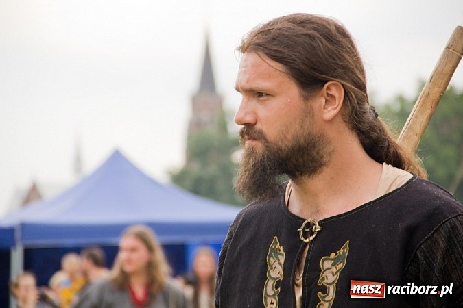 Zdjęcie w galerii na portalu naszraciborz.pl: W Raciborzu starły się hufce z całej Polski wiadomości z regionu