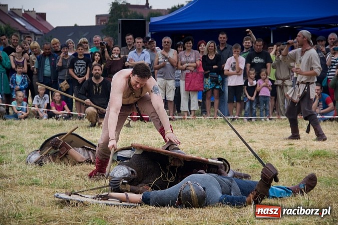 Zdjęcie w galerii na portalu naszraciborz.pl: W Raciborzu starły się hufce z całej Polski wiadomości z regionu