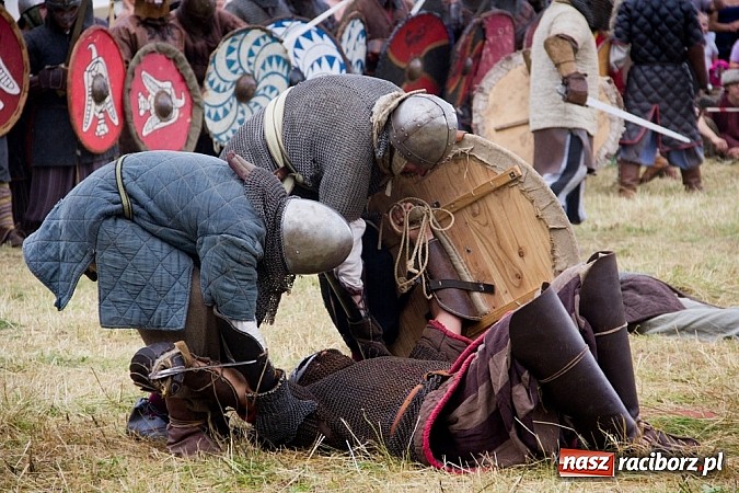 Zdjęcie w galerii na portalu naszraciborz.pl: W Raciborzu starły się hufce z całej Polski wiadomości z regionu