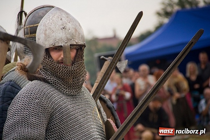 Zdjęcie w galerii na portalu naszraciborz.pl: W Raciborzu starły się hufce z całej Polski wiadomości z regionu