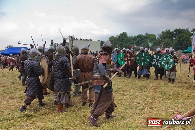 Zdjęcie w galerii na portalu naszraciborz.pl: W Raciborzu starły się hufce z całej Polski wiadomości z regionu