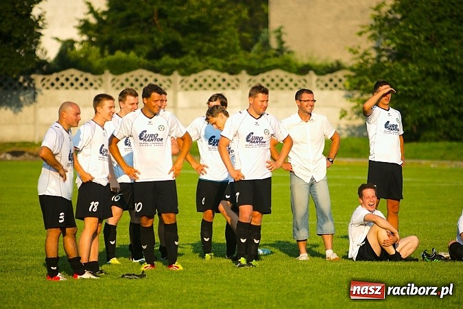 Zdjęcie w galerii na portalu naszraciborz.pl: Młodzież Krzyżanowic obroniła trofeum. Decydowały rzuty karne wiadomości z regionu