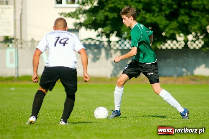 Zdjęcie w galerii na portalu naszraciborz.pl: Młodzież Krzyżanowic obroniła trofeum. Decydowały rzuty karne wiadomości z regionu