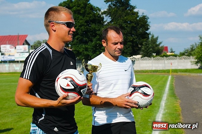 Zdjęcie w galerii na portalu naszraciborz.pl: Młodzież Krzyżanowic obroniła trofeum. Decydowały rzuty karne wiadomości z regionu