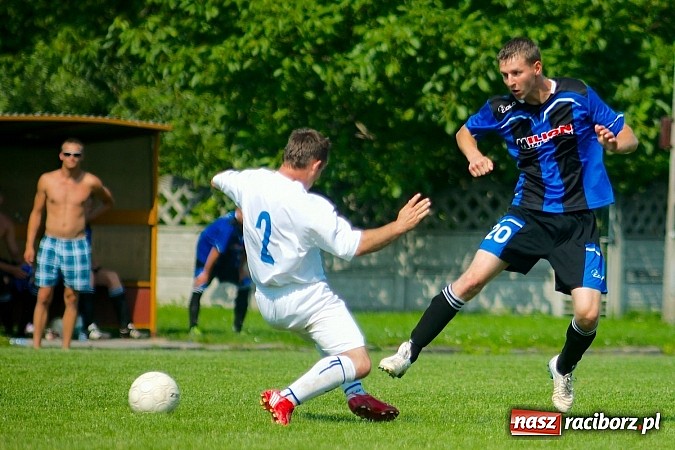 Zdjęcie w galerii na portalu naszraciborz.pl: Młodzież Krzyżanowic obroniła trofeum. Decydowały rzuty karne wiadomości z regionu