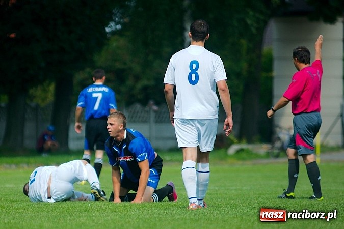 Zdjęcie w galerii na portalu naszraciborz.pl: Młodzież Krzyżanowic obroniła trofeum. Decydowały rzuty karne wiadomości z regionu