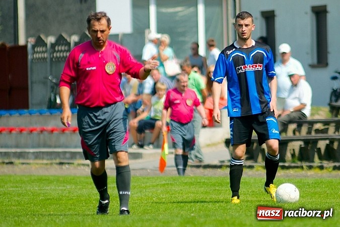 Zdjęcie w galerii na portalu naszraciborz.pl: Młodzież Krzyżanowic obroniła trofeum. Decydowały rzuty karne wiadomości z regionu