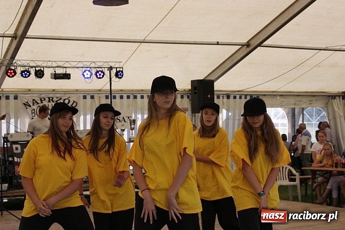 Zdjęcie w galerii na portalu naszraciborz.pl: Sportowa i kulturalna niedziela w Borucinie wiadomości z regionu