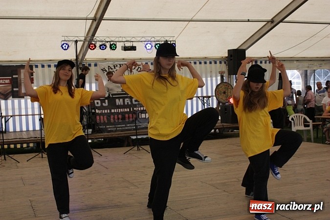 Zdjęcie w galerii na portalu naszraciborz.pl: Sportowa i kulturalna niedziela w Borucinie wiadomości z regionu