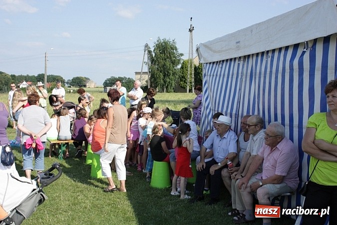 Zdjęcie w galerii na portalu naszraciborz.pl: Sportowa i kulturalna niedziela w Borucinie wiadomości z regionu