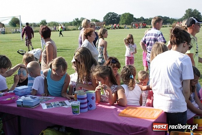 Zdjęcie w galerii na portalu naszraciborz.pl: Sportowa i kulturalna niedziela w Borucinie wiadomości z regionu