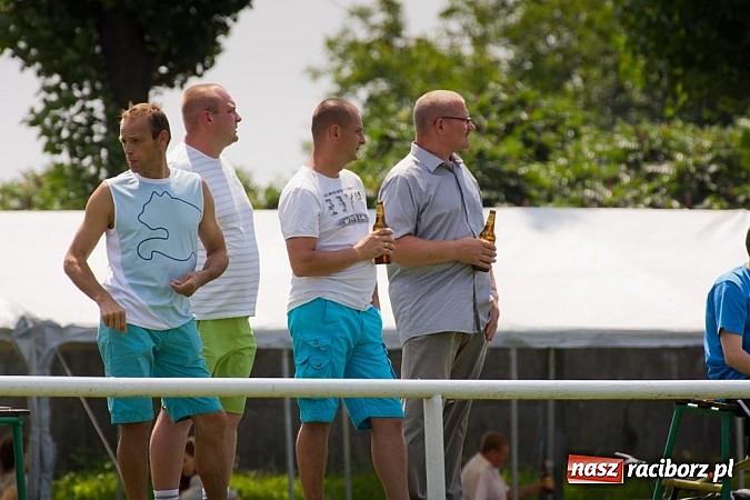 Zdjęcie w galerii na portalu naszraciborz.pl: Studzienna z pucharem prezydenta wiadomości z regionu