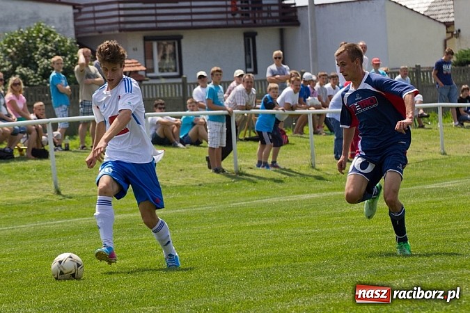 Zdjęcie w galerii na portalu naszraciborz.pl: Studzienna z pucharem prezydenta wiadomości z regionu