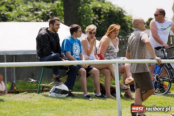 Zdjęcie w galerii na portalu naszraciborz.pl: Studzienna z pucharem prezydenta wiadomości z regionu