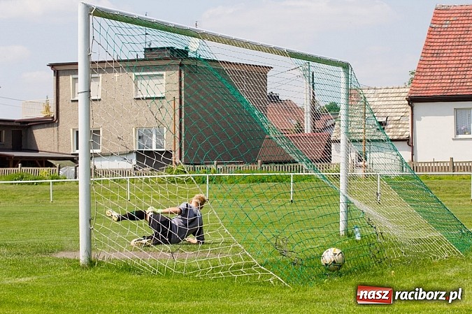 Zdjęcie w galerii na portalu naszraciborz.pl: Studzienna z pucharem prezydenta wiadomości z regionu