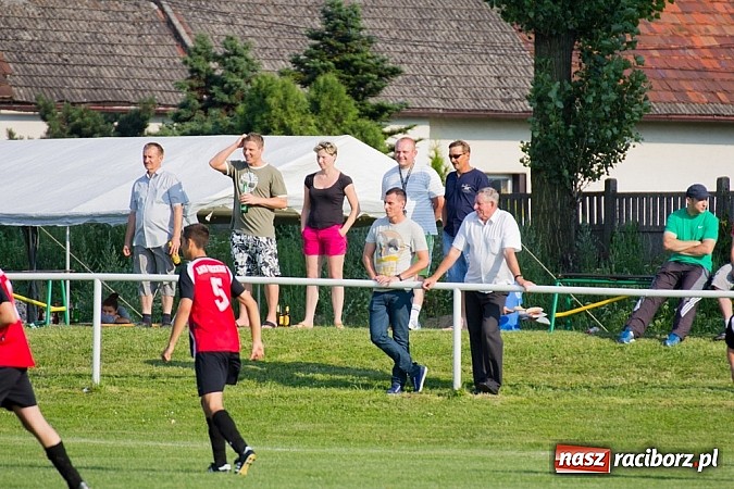 Zdjęcie w galerii na portalu naszraciborz.pl: Studzienna z pucharem prezydenta wiadomości z regionu