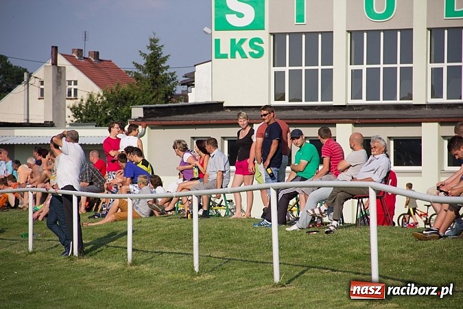 Zdjęcie w galerii na portalu naszraciborz.pl: Studzienna z pucharem prezydenta wiadomości z regionu