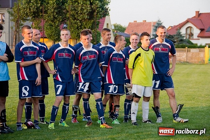 Zdjęcie w galerii na portalu naszraciborz.pl: Studzienna z pucharem prezydenta wiadomości z regionu