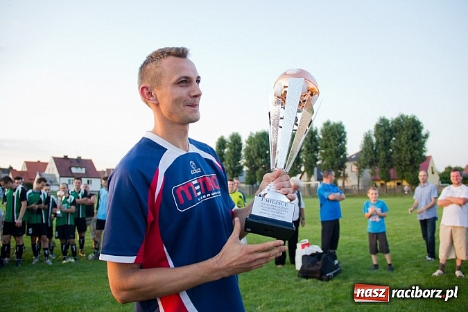 Zdjęcie w galerii na portalu naszraciborz.pl: Studzienna z pucharem prezydenta wiadomości z regionu