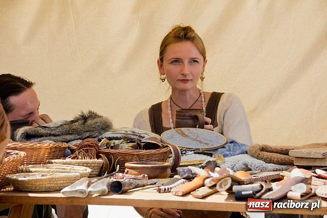 Zdjęcie w galerii na portalu naszraciborz.pl: Niedziela ze wczesnym średniowieczem wiadomości z regionu