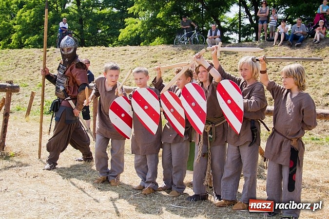 Zdjęcie w galerii na portalu naszraciborz.pl: Niedziela ze wczesnym średniowieczem wiadomości z regionu