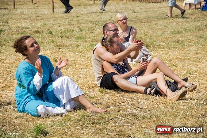 Zdjęcie w galerii na portalu naszraciborz.pl: Niedziela ze wczesnym średniowieczem wiadomości z regionu