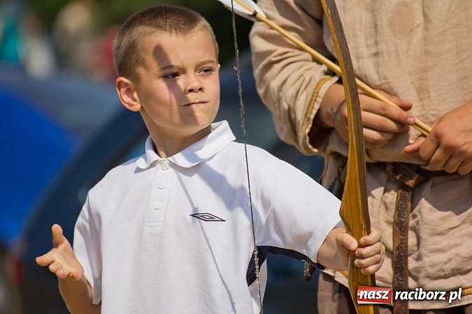 Zdjęcie w galerii na portalu naszraciborz.pl: Niedziela ze wczesnym średniowieczem wiadomości z regionu