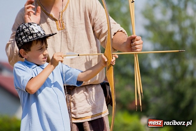 Zdjęcie w galerii na portalu naszraciborz.pl: Niedziela ze wczesnym średniowieczem wiadomości z regionu