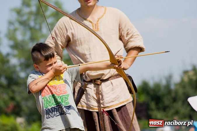 Zdjęcie w galerii na portalu naszraciborz.pl: Niedziela ze wczesnym średniowieczem wiadomości z regionu