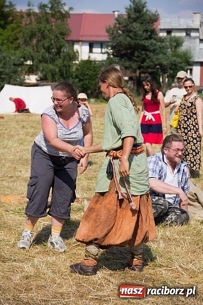 Zdjęcie w galerii na portalu naszraciborz.pl: Niedziela ze wczesnym średniowieczem wiadomości z regionu