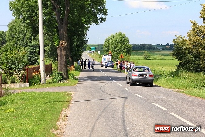 Zdjęcie w galerii na portalu naszraciborz.pl: Kierowca vw golfa miał dużo szczęścia. Poważne zdarzenie w Bojanowie wiadomości z regionu