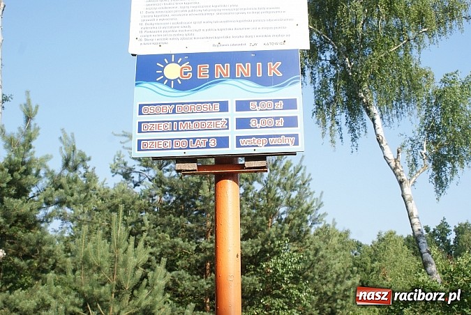 Zdjęcie w galerii na portalu naszraciborz.pl: Lubią wypoczywać na kąpielisku Wodnik w Kuźni wiadomości z regionu