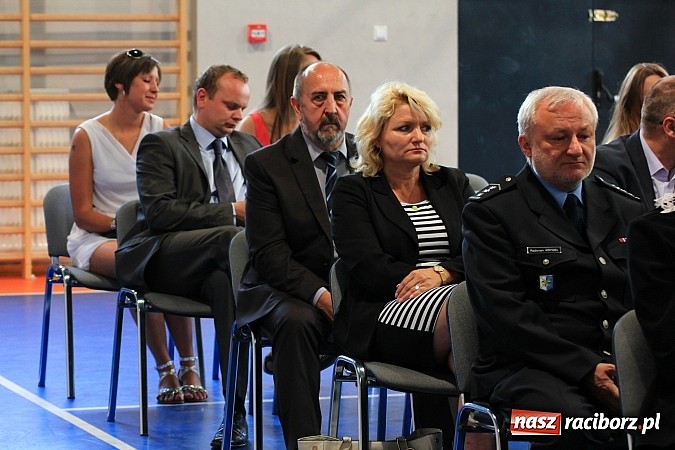 Zdjęcie w galerii na portalu naszraciborz.pl: Święto policji. 89 osób otrzymało awanse wiadomości z regionu