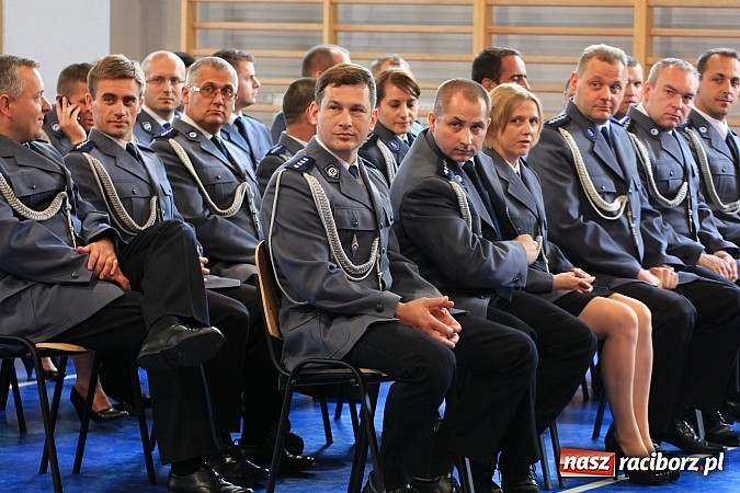Zdjęcie w galerii na portalu naszraciborz.pl: Święto policji. 89 osób otrzymało awanse wiadomości z regionu