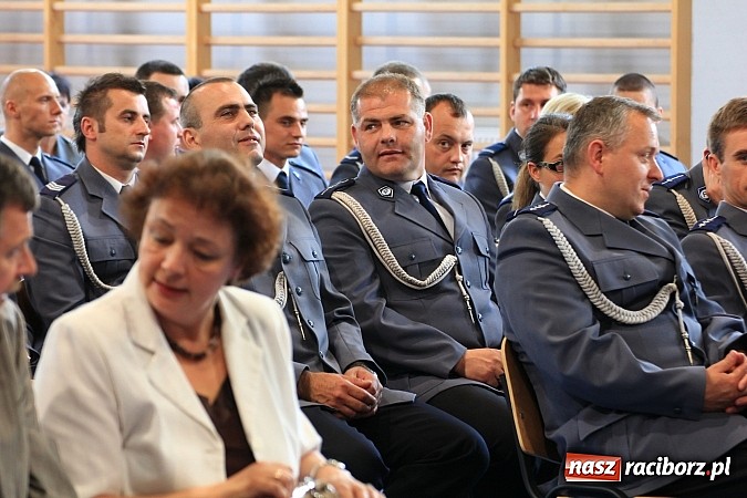 Zdjęcie w galerii na portalu naszraciborz.pl: Święto policji. 89 osób otrzymało awanse wiadomości z regionu