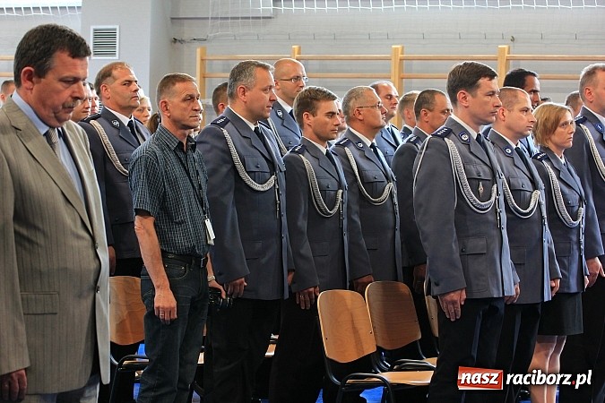 Zdjęcie w galerii na portalu naszraciborz.pl: Święto policji. 89 osób otrzymało awanse wiadomości z regionu