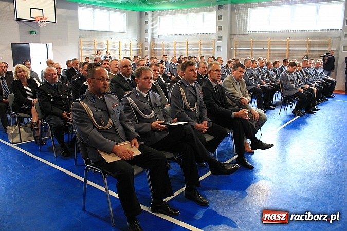 Zdjęcie w galerii na portalu naszraciborz.pl: Święto policji. 89 osób otrzymało awanse wiadomości z regionu