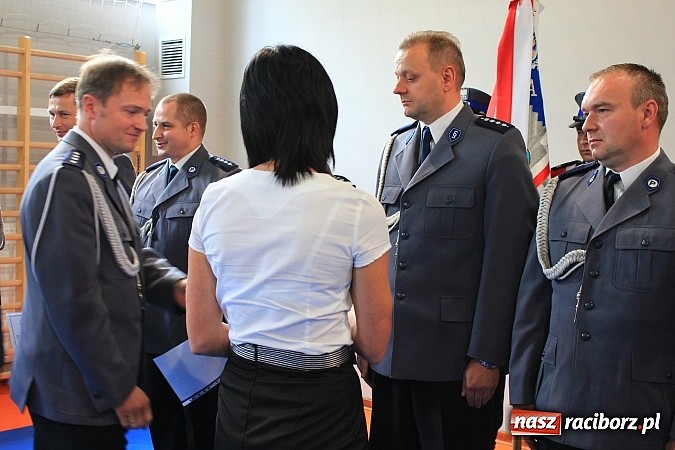 Zdjęcie w galerii na portalu naszraciborz.pl: Święto policji. 89 osób otrzymało awanse wiadomości z regionu
