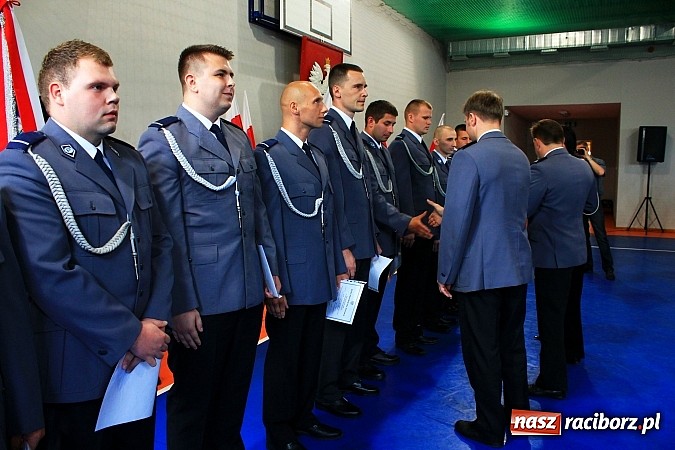 Zdjęcie w galerii na portalu naszraciborz.pl: Święto policji. 89 osób otrzymało awanse wiadomości z regionu