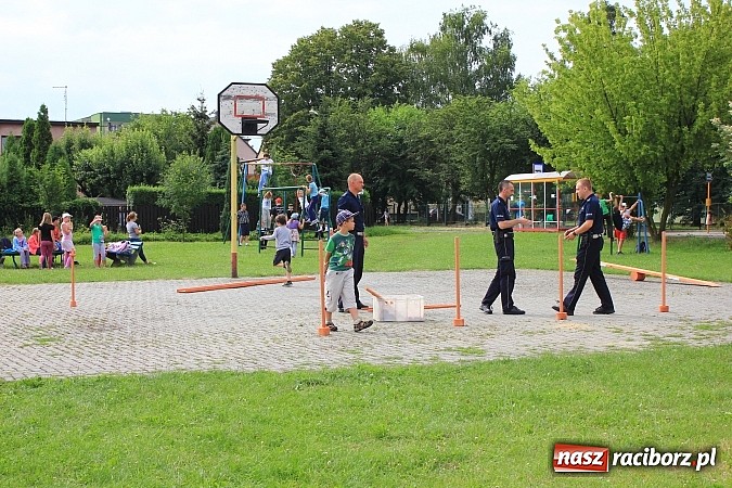 Zdjęcie w galerii na portalu naszraciborz.pl: Piknik z policją i strażą miejską wiadomości z regionu