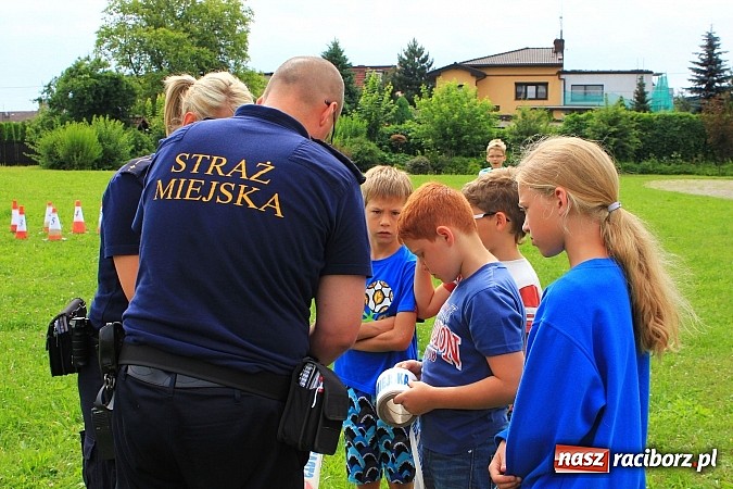 Zdjęcie w galerii na portalu naszraciborz.pl: Piknik z policją i strażą miejską wiadomości z regionu