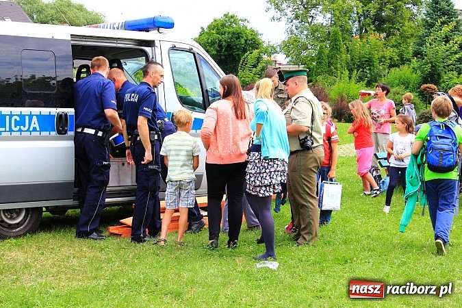 Zdjęcie w galerii na portalu naszraciborz.pl: Piknik z policją i strażą miejską wiadomości z regionu