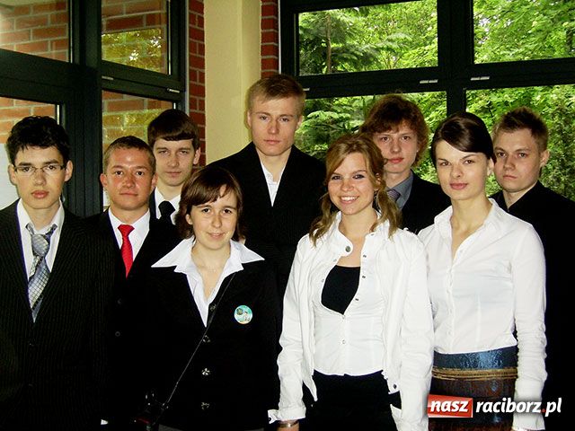 Zdjęcie w galerii na portalu naszraciborz.pl: Matura - kłopoty z kluczem wiadomości z regionu