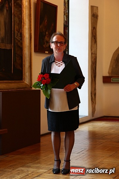 Zdjęcie w galerii na portalu naszraciborz.pl: Mistrzowie Piękna na wystawie w Muzeum wiadomości z regionu