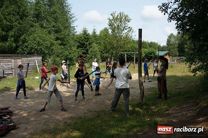 Zdjęcie w galerii na portalu naszraciborz.pl: Adapciak 2013. Fotorelacja z obozu raciborzan wiadomości z regionu