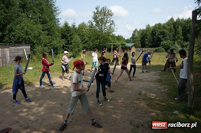 Zdjęcie w galerii na portalu naszraciborz.pl: Adapciak 2013. Fotorelacja z obozu raciborzan wiadomości z regionu