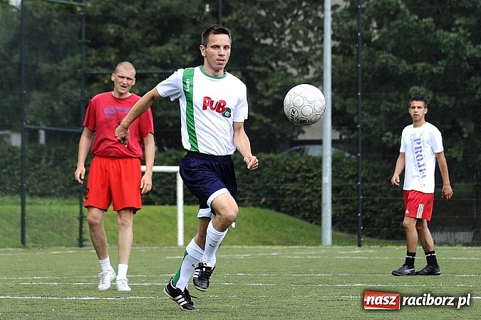 Zdjęcie w galerii na portalu naszraciborz.pl: Żorska Team i Xpres.pl bez porażki wiadomości z regionu